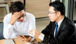 会社が退職日を決めてくれないときの解決法と辞め方