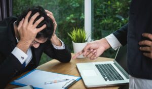 退職届を提出後に会社から嫌がらせされる事例と対処法