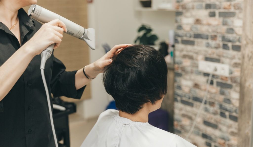 美容師でも退職代行は使える?