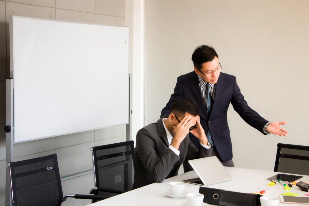 退職代行利用後に会社から訴えられた具体的な事例