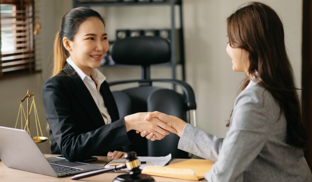 まとめ：会社から本人への電話連絡を止めるなら「弁護士法人みやび」に相談を