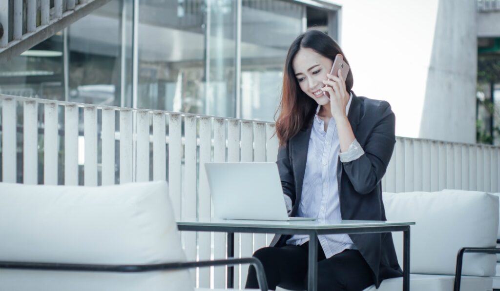 仕事を今すぐ辞めたいときに考慮すべきリスクと注意点