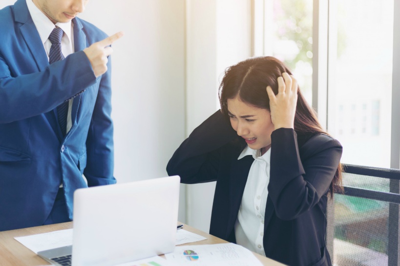 入社半年で辞めようとしたら上司に怒られて辞められない!
