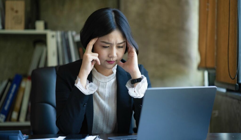 違法な退職代行を利用した際に発生する深刻なトラブル