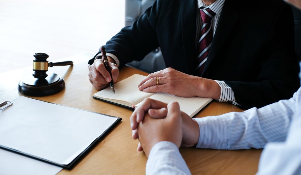 弁護士の退職代行なら給料を安全かつ確実に受け取れる