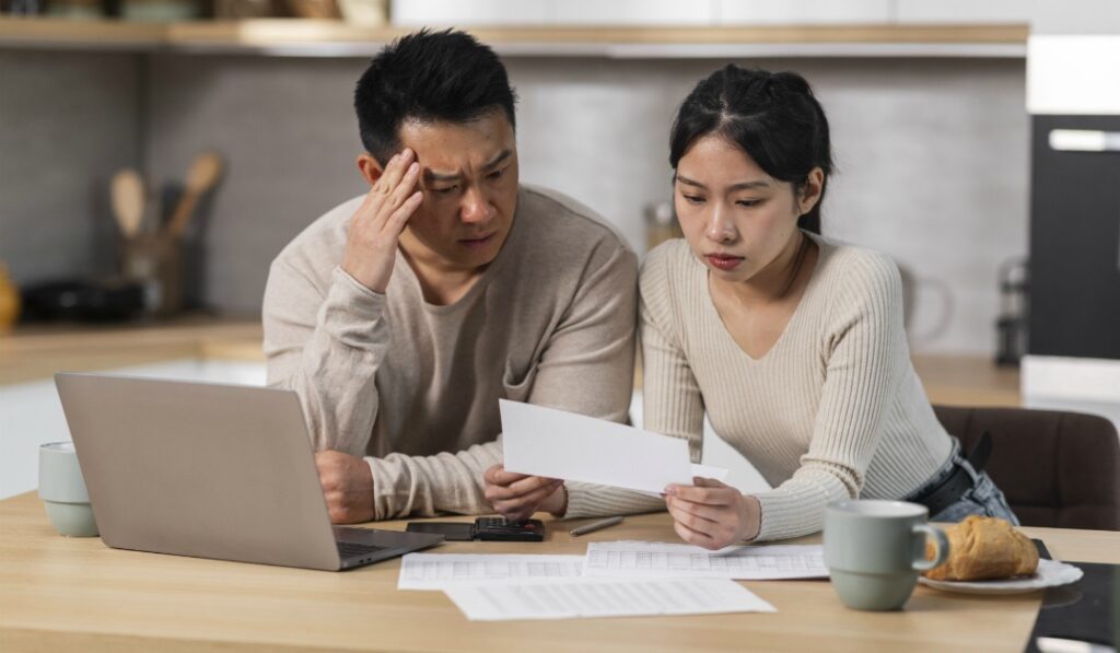 即日退職で損害賠償請求される可能性はあるのか