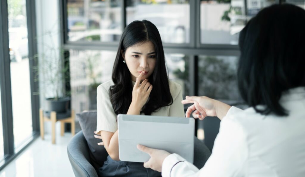 退職1か月前に強く引き止められたときの対策