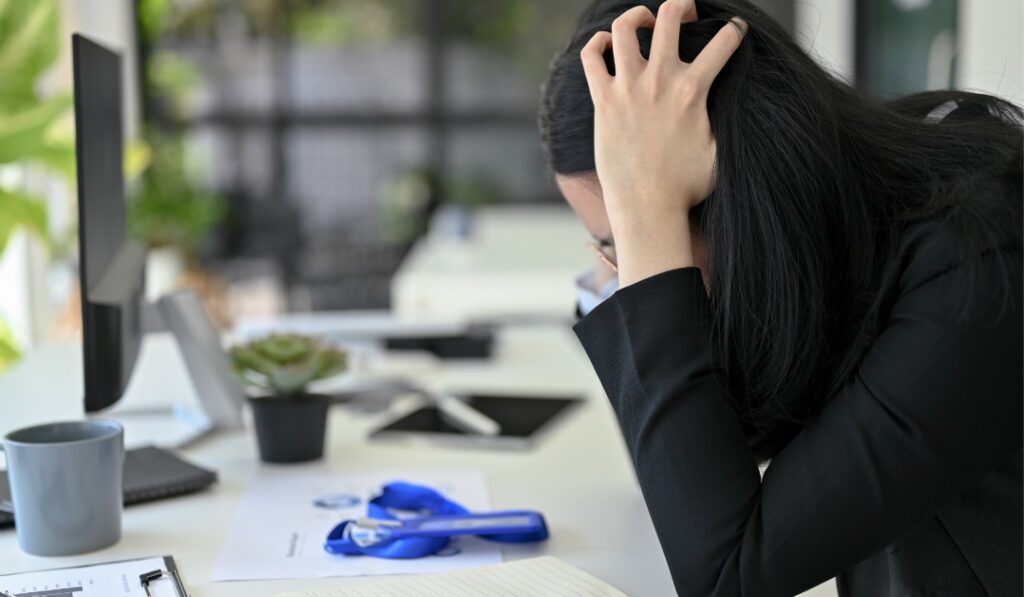 退職代行を使っても「本当に辞められるのか」と不安になる理由